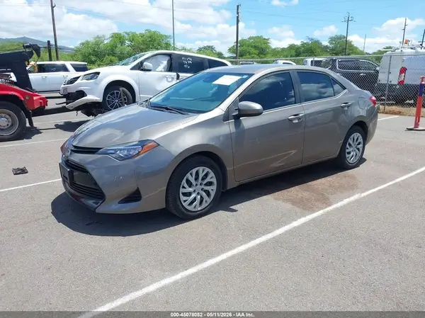 5YFBURHE1KP867403 2019 TOYOTA COROLLA - Image 2