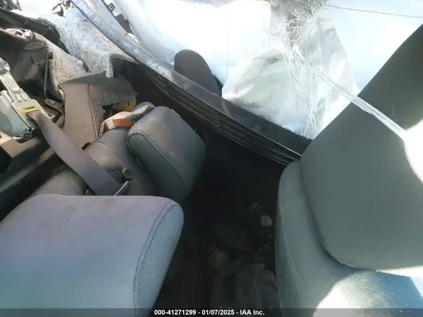 5YFBURHE1KP870639 2019 TOYOTA COROLLA - Image 8