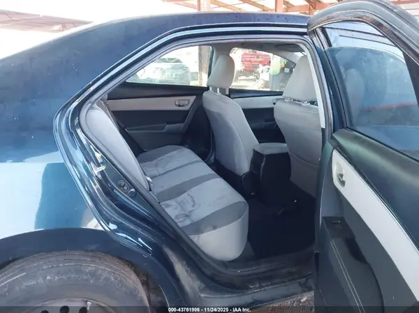 5YFBURHE1KP871273 2019 TOYOTA COROLLA - Image 8