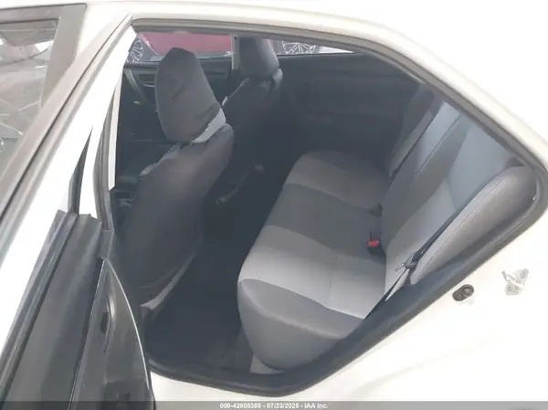 5YFBURHE1KP873802 2019 TOYOTA COROLLA - Image 8