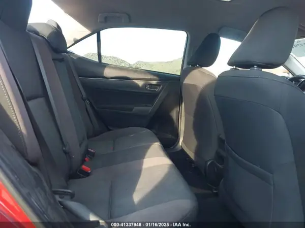 5YFBURHE1KP873864 2019 TOYOTA COROLLA - Image 8