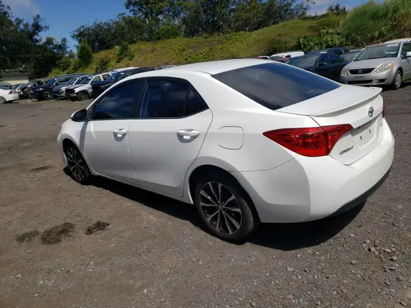 5YFBURHE1KP874111 2019 TOYOTA COROLLA - Image 2