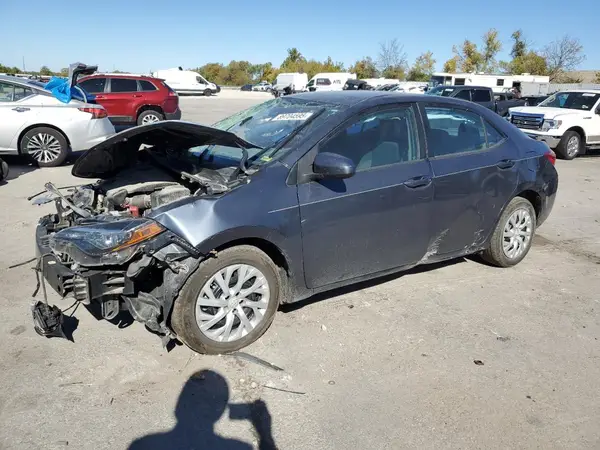 5YFBURHE1KP874125 2019 TOYOTA COROLLA - Image 1