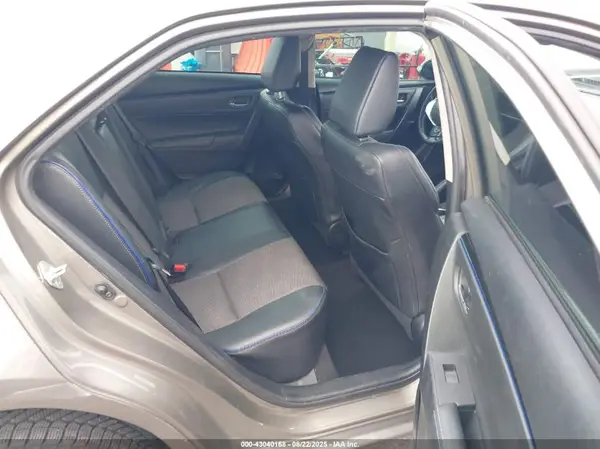 5YFBURHE1KP878210 2019 TOYOTA COROLLA - Image 8
