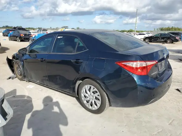 5YFBURHE1KP879454 2019 TOYOTA COROLLA - Image 2