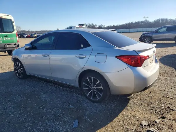 5YFBURHE1KP880409 2019 TOYOTA COROLLA - Image 2