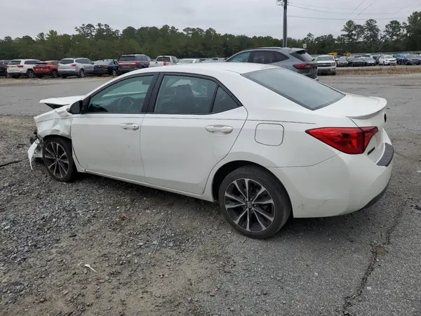 5YFBURHE1KP882726 2019 TOYOTA COROLLA - Image 2