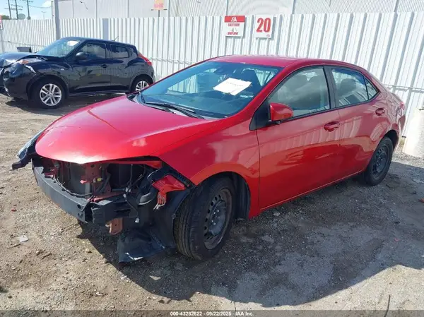 5YFBURHE1KP884802 2019 TOYOTA COROLLA - Image 2
