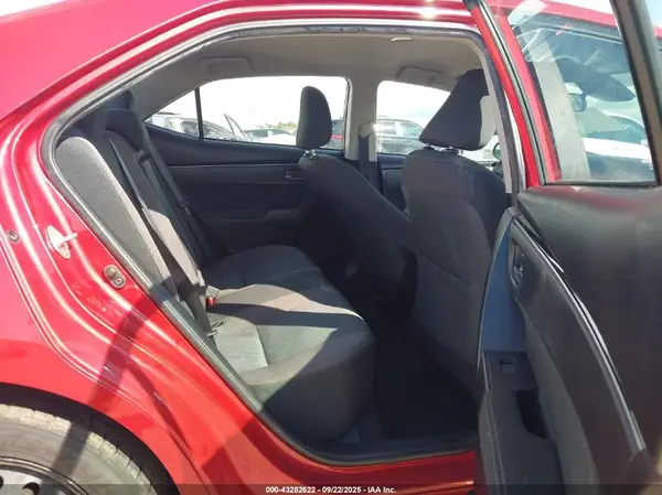 5YFBURHE1KP884802 2019 TOYOTA COROLLA - Image 8