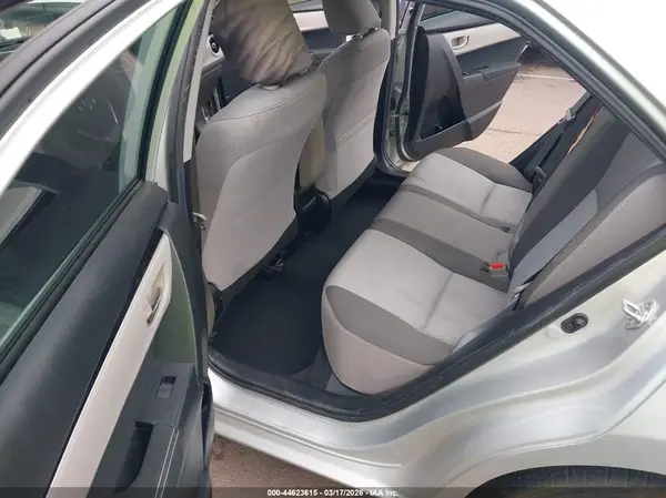 5YFBURHE1KP886596 2019 TOYOTA COROLLA - Image 8