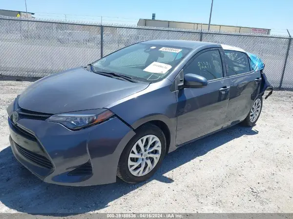 5YFBURHE1KP888204 2019 TOYOTA COROLLA - Image 2
