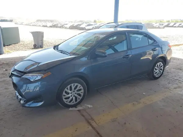 5YFBURHE1KP889126 2019 TOYOTA COROLLA - Image 1