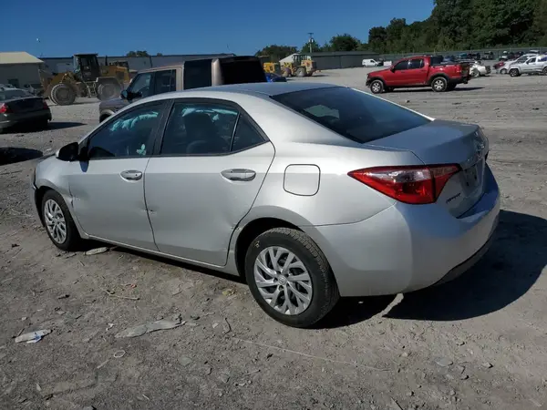 5YFBURHE1KP890440 2019 TOYOTA COROLLA - Image 2