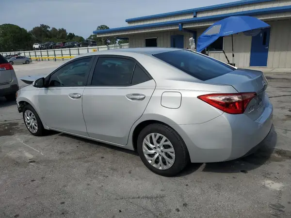 5YFBURHE1KP892687 2019 TOYOTA COROLLA - Image 2