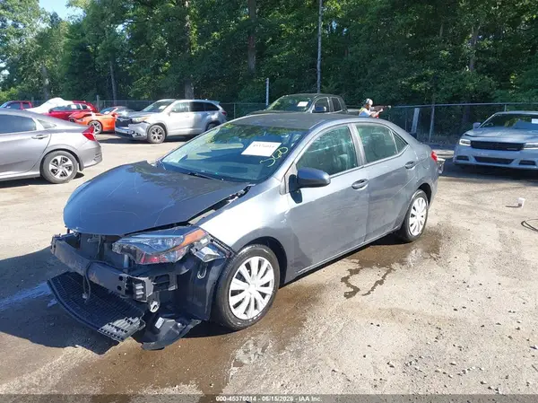 5YFBURHE1KP897758 2019 TOYOTA COROLLA - Image 2