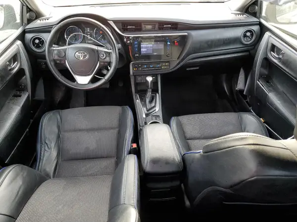 5YFBURHE1KP898540 2019 TOYOTA COROLLA - Image 8