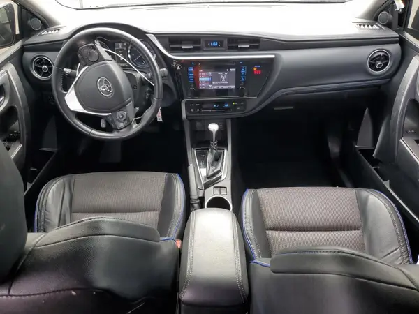 5YFBURHE1KP898683 2019 TOYOTA COROLLA - Image 8