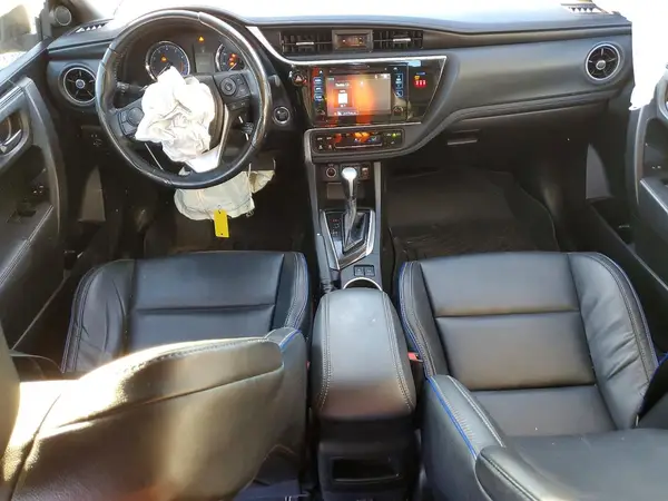 5YFBURHE1KP898733 2019 TOYOTA COROLLA - Image 8