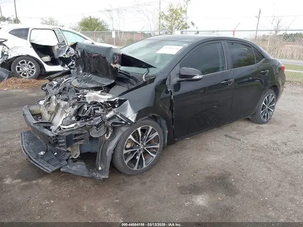 5YFBURHE1KP899638 2019 TOYOTA COROLLA - Image 2