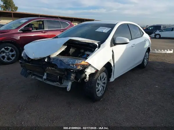 5YFBURHE1KP901579 2019 TOYOTA COROLLA - Image 2