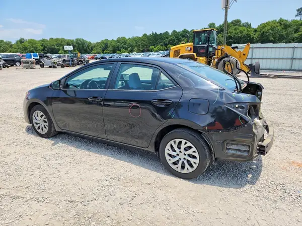 5YFBURHE1KP902747 2019 TOYOTA COROLLA - Image 2