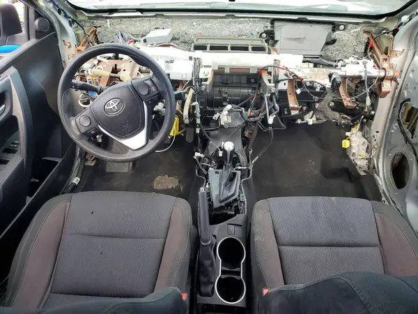 5YFBURHE1KP903574 2019 TOYOTA COROLLA - Image 8