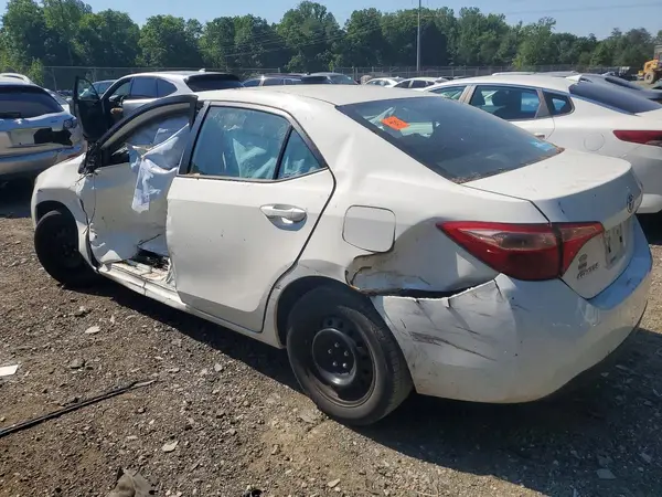 5YFBURHE1KP904286 2019 TOYOTA COROLLA - Image 2