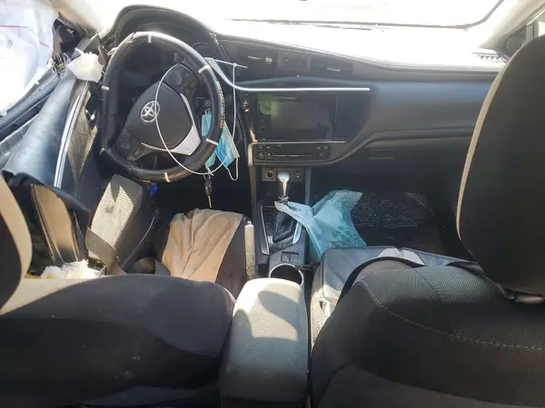 5YFBURHE1KP904286 2019 TOYOTA COROLLA - Image 8