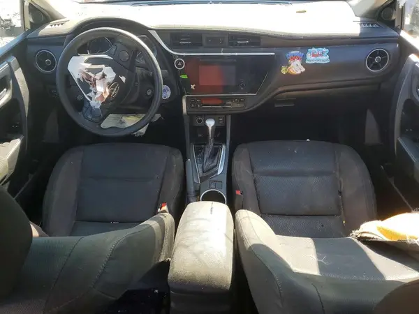 5YFBURHE1KP904529 2019 TOYOTA COROLLA - Image 8