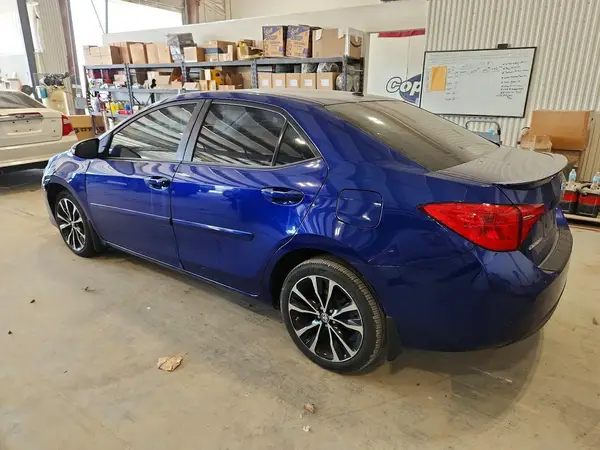 5YFBURHE1KP905583 2019 TOYOTA COROLLA - Image 2