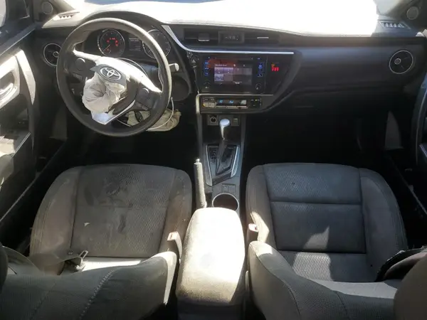 5YFBURHE1KP906149 2019 TOYOTA COROLLA - Image 8