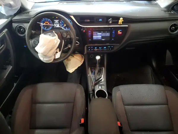 5YFBURHE1KP906832 2019 TOYOTA COROLLA - Image 8