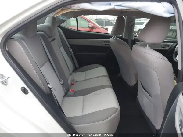 5YFBURHE1KP906913 2019 TOYOTA COROLLA - Image 8