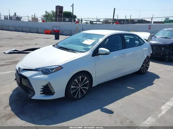 5YFBURHE1KP907558 2019 TOYOTA COROLLA - Image 2