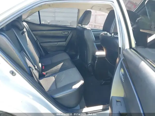 5YFBURHE1KP909844 2019 TOYOTA COROLLA - Image 8