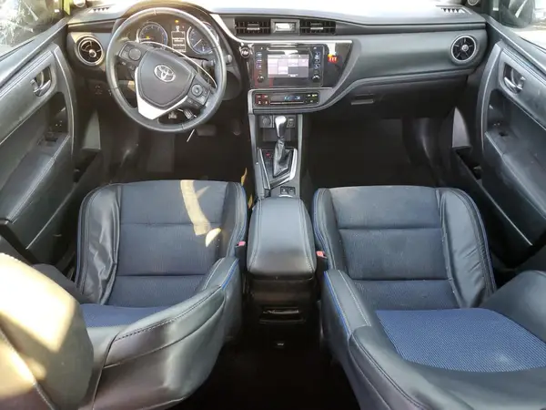5YFBURHE1KP915952 2019 TOYOTA COROLLA - Image 8