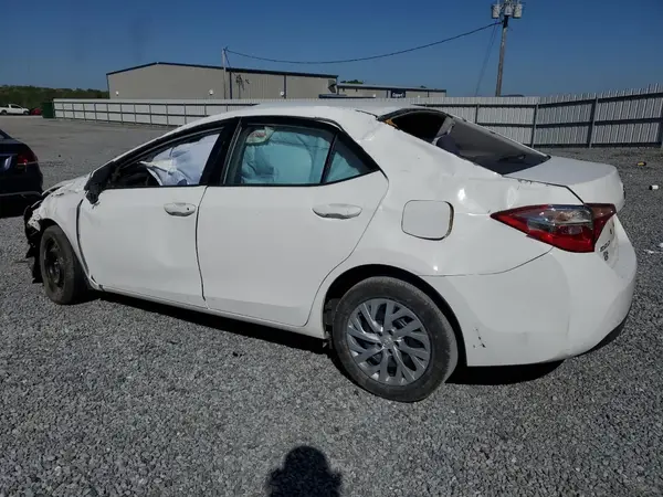 5YFBURHE1KP920620 2019 TOYOTA COROLLA - Image 2