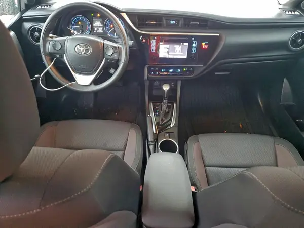 5YFBURHE1KP920679 2019 TOYOTA COROLLA - Image 8