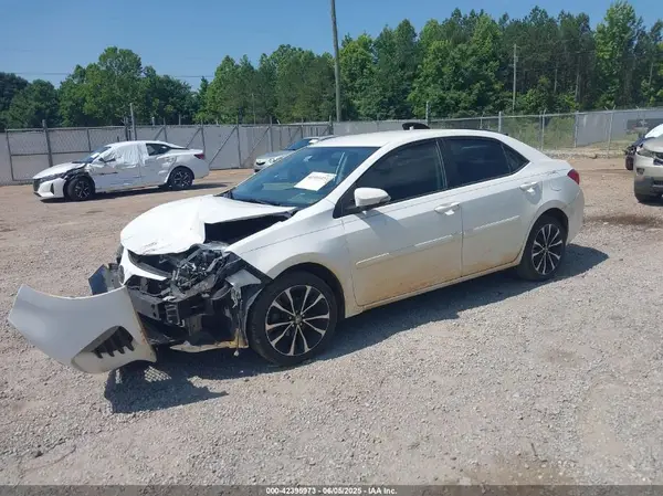 5YFBURHE1KP922769 2019 TOYOTA COROLLA - Image 2