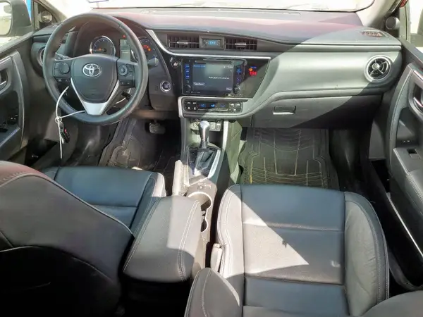 5YFBURHE1KP924425 2019 TOYOTA COROLLA - Image 8