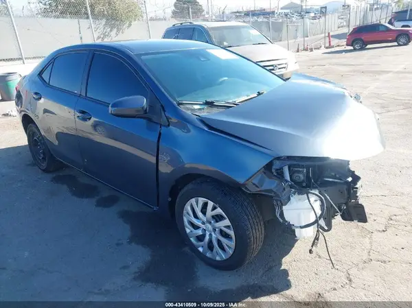 5YFBURHE1KP926188 2019 TOYOTA COROLLA - Image 1