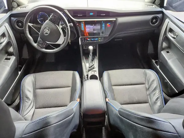 5YFBURHE1KP926885 2019 TOYOTA COROLLA - Image 8