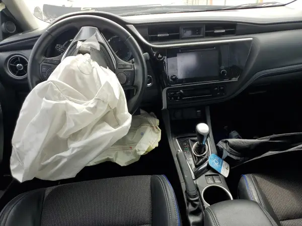 5YFBURHE1KP926935 2019 TOYOTA COROLLA - Image 8