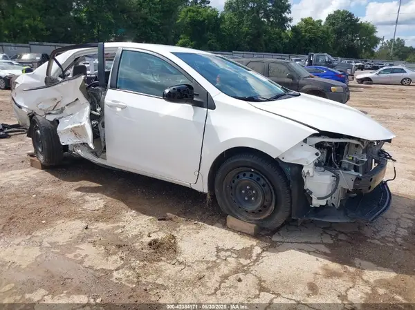 5YFBURHE1KP927213 2019 TOYOTA COROLLA - Image 1