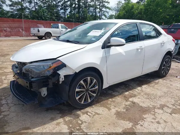 5YFBURHE1KP927213 2019 TOYOTA COROLLA - Image 2