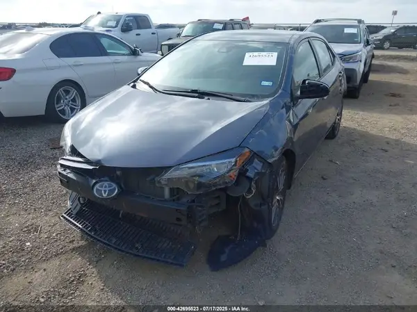 5YFBURHE1KP929432 2019 TOYOTA COROLLA - Image 2