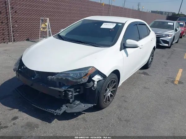 5YFBURHE1KP931004 2019 TOYOTA COROLLA - Image 2
