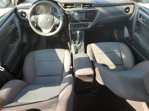 5YFBURHE1KP931035 2019 TOYOTA COROLLA - Image 8