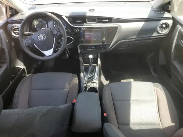 5YFBURHE1KP931679 2019 TOYOTA COROLLA - Image 8