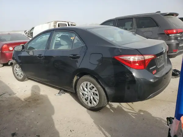 5YFBURHE1KP933545 2019 TOYOTA COROLLA - Image 2